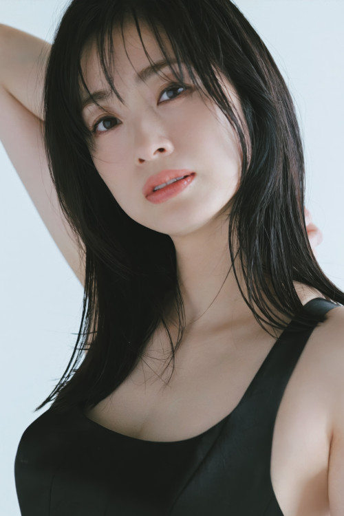 Aya Ueto 上戸彩, FLASH 2025.07.08 (フラッシュ 2025年7月8日号)