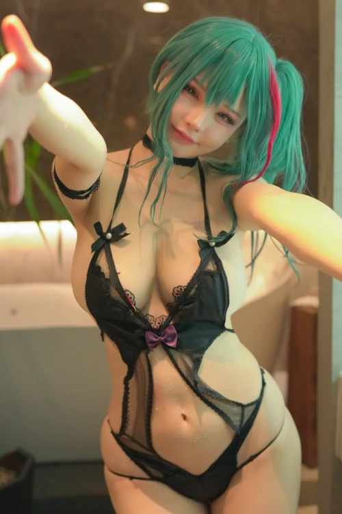 Cosplay 前羽_rr & 碧蓝航线 环浴室