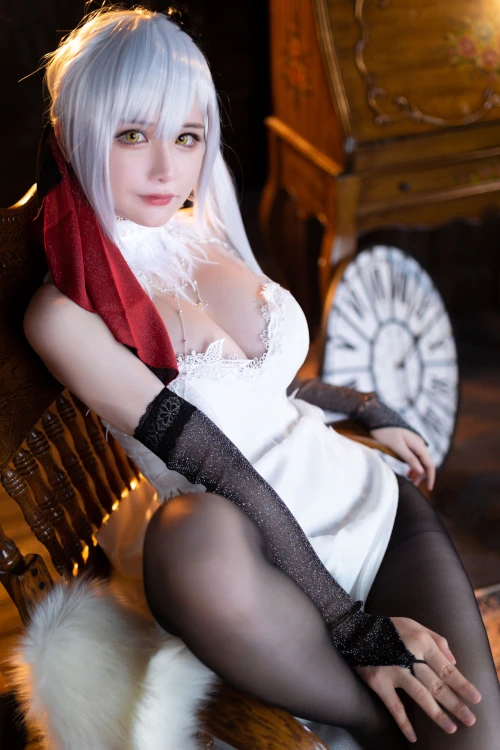 Cosplay 前羽_rr & 碧蓝航线 德雷克