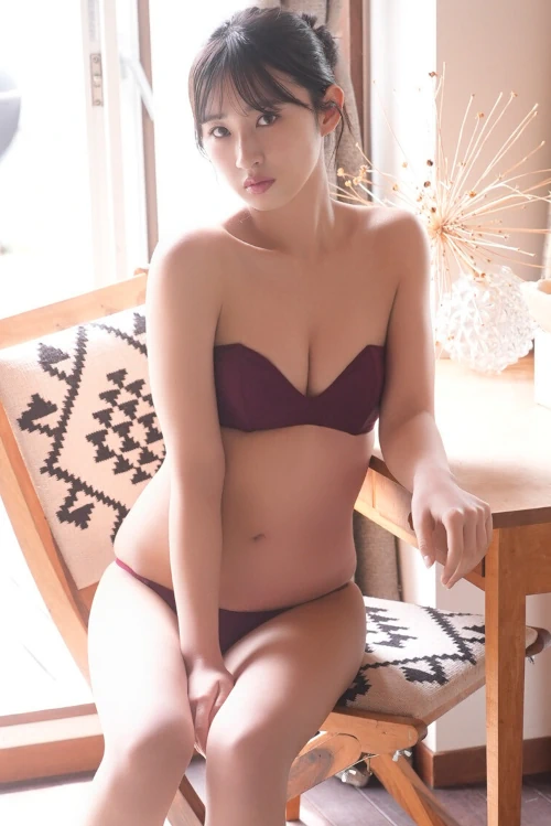 Hinata Matsumoto 松本日向, BOMBデジタル写真集 『はじめての朝』 Set.02