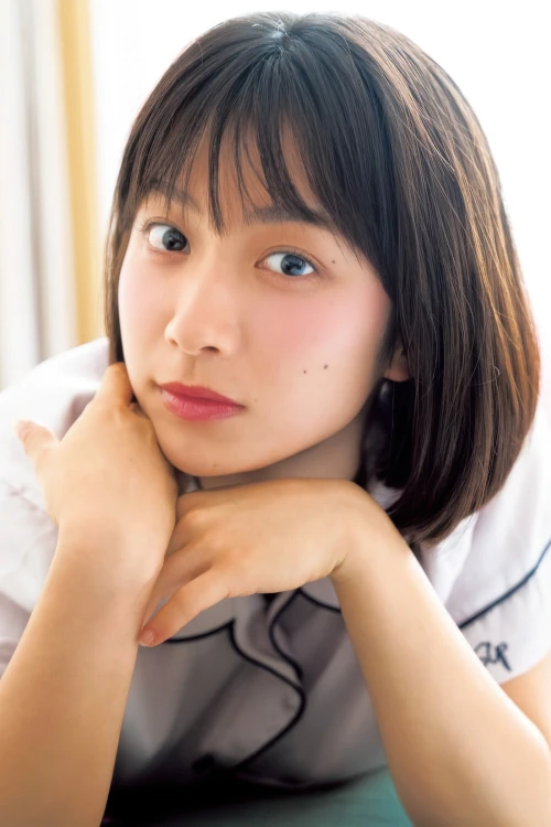 Yumia Fujisaki 藤﨑ゆみあ, Young Jump 2025 No.50 (ヤングジャンプ 2025年50号)