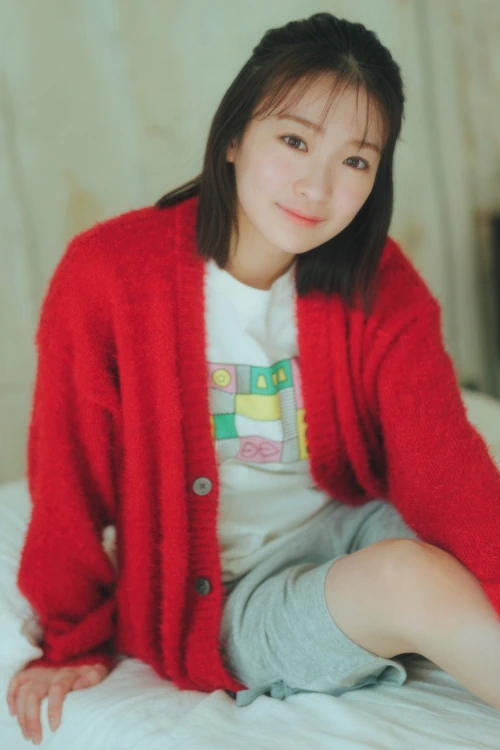 Nagisa Kojima 小島凪紗, FLASH 2025.12.02-09 (フラッシュ 2025年12月2-9日号)