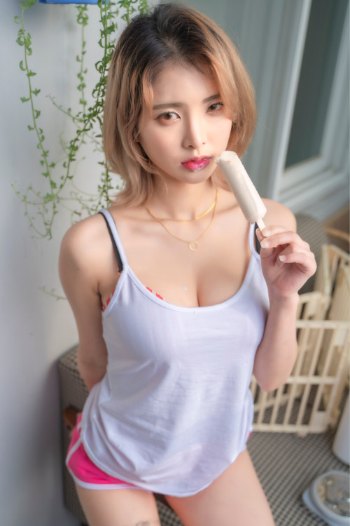 Yeon 효연, [FANDING] Girlfriend